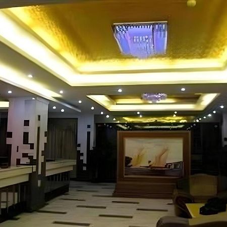 Airport Liwan Hotel Гуанчжоу Екстер'єр фото