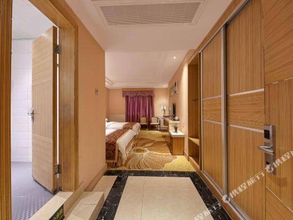 Airport Liwan Hotel Гуанчжоу Екстер'єр фото