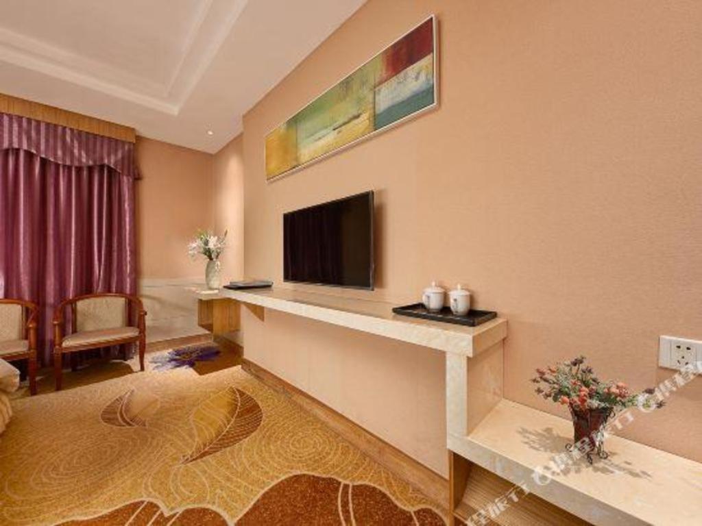 Airport Liwan Hotel Гуанчжоу Екстер'єр фото