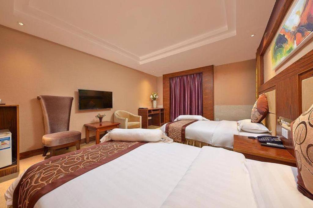 Airport Liwan Hotel Гуанчжоу Екстер'єр фото