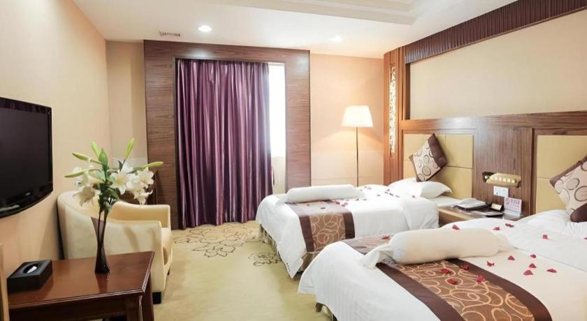 Airport Liwan Hotel Гуанчжоу Екстер'єр фото